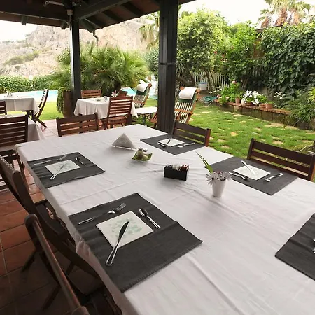 吉奥吉别墅住宿加早餐酒店 住宿加早餐酒店 切法卢