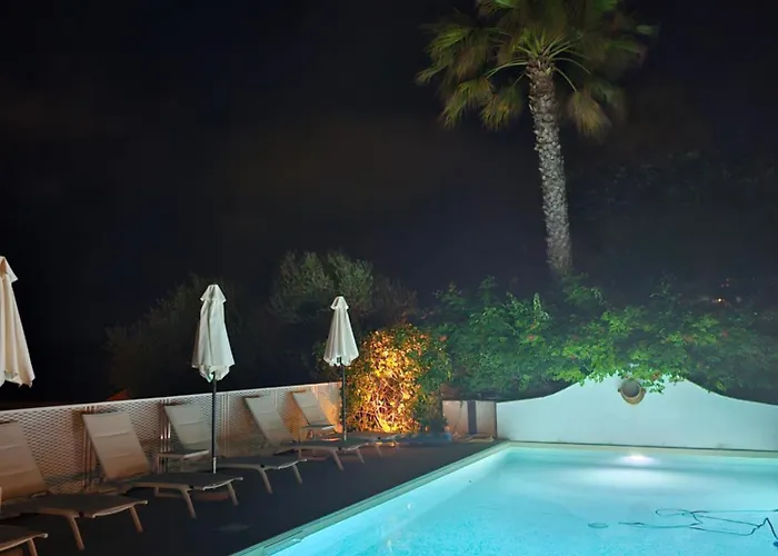 Oda ve Kahvaltı Di Giorgi Cefalù